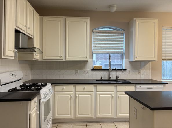 4415 Casey Circle, Sugar Land TX 77479