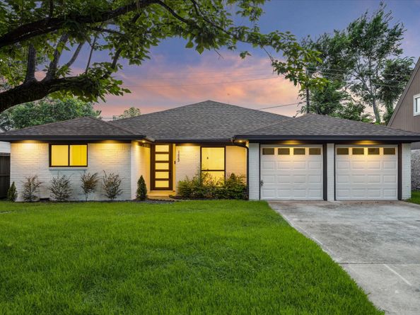 1423 Mapleton Drive, Houston TX 77043