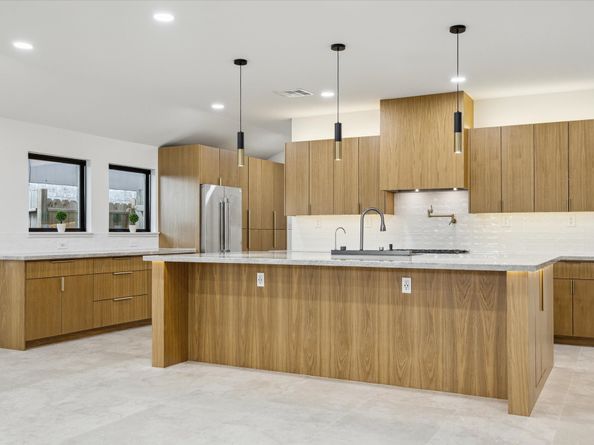 1423 Mapleton Drive, Houston TX 77043