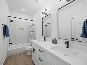 320 Neyland Street, Houston TX 77022