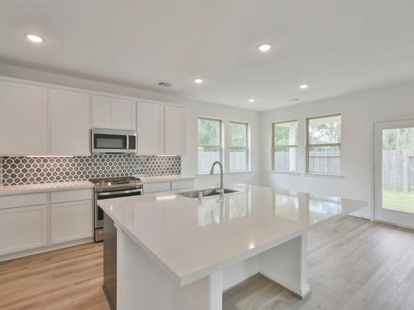 21024 Crinet Square Street, Kingwood TX 77339