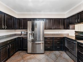 10134 Hanka Drive, Houston TX 77043