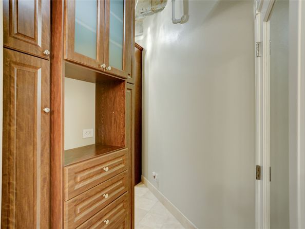 201 Main Street 3D, Houston TX 77002