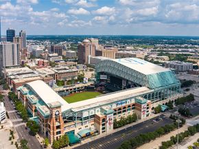 201 Main Street 3D, Houston TX 77002