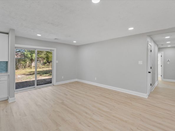 5531 Elm Tree Drive, Houston TX 77048