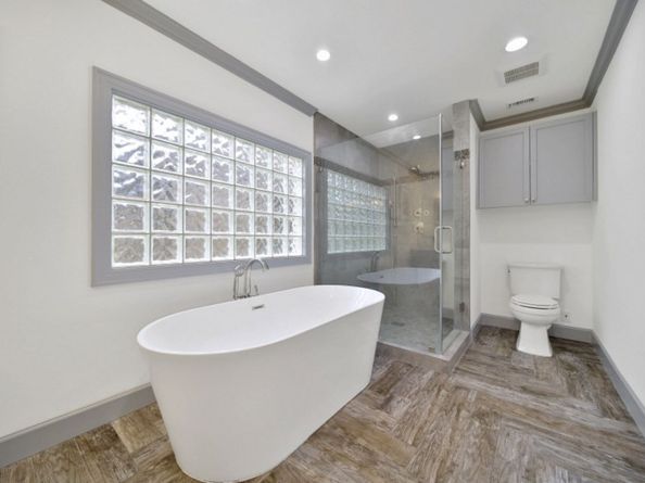 10042 Briar Forest Drive, Houston TX 77042