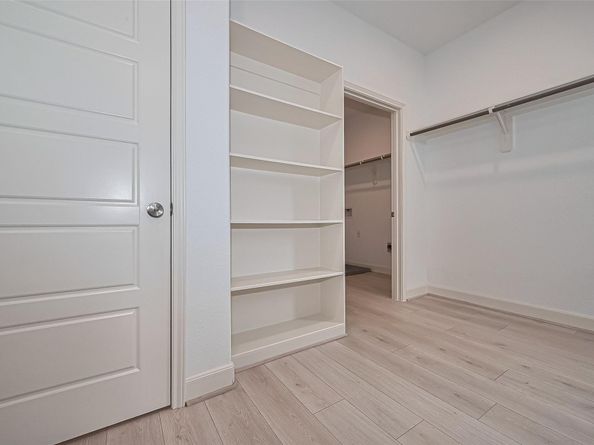 8913 Grovner Place, Houston TX 77055