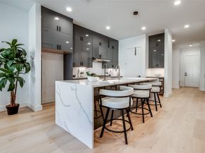 2630 PECKHAM Street, Houston TX 77098