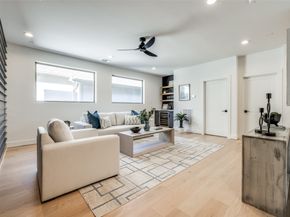 2630 PECKHAM Street, Houston TX 77098