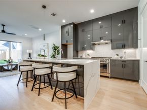 2630 PECKHAM Street, Houston TX 77098