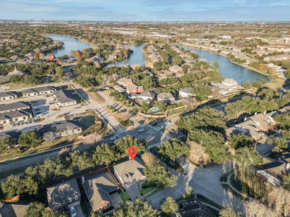 4202 Creek Ridge Lane, Missouri City TX 77459