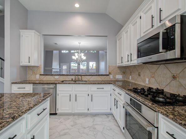 4202 Creek Ridge Lane, Missouri City TX 77459