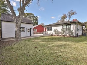 126 2nd Street, Sugar Land TX 77498