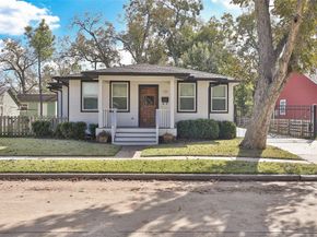 126 2nd Street, Sugar Land TX 77498