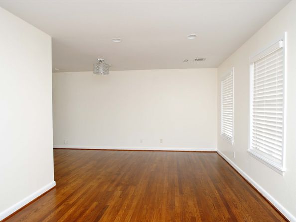 7953 Ridgeview Drive, Houston TX 77055