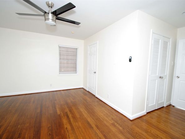 7953 Ridgeview Drive, Houston TX 77055