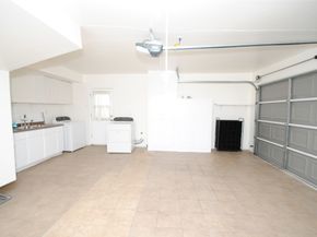 7953 Ridgeview Drive, Houston TX 77055