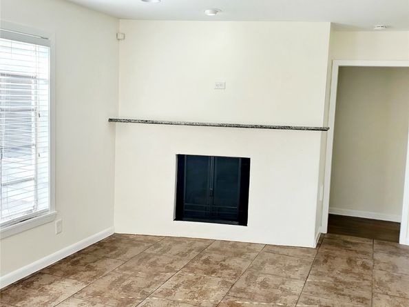 7953 Ridgeview Drive, Houston TX 77055