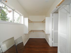 7953 Ridgeview Drive, Houston TX 77055