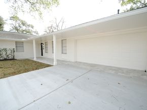 7953 Ridgeview Drive, Houston TX 77055
