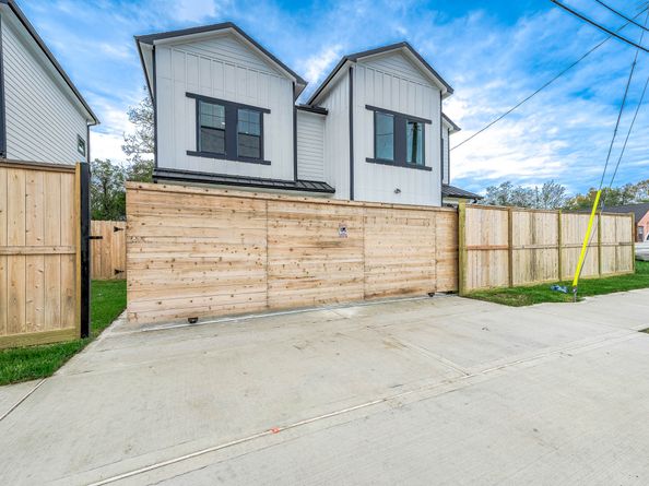 2716 Spence Road, Houston TX 77093