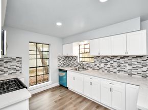 6411 Hollow Oaks Drive, Houston TX 77050