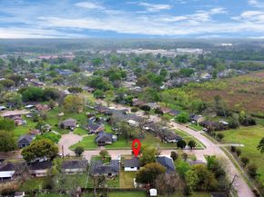 6411 Hollow Oaks Drive, Houston TX 77050