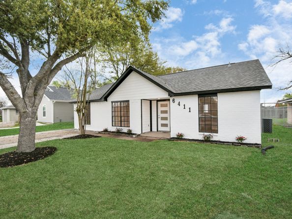 6411 Hollow Oaks Drive, Houston TX 77050