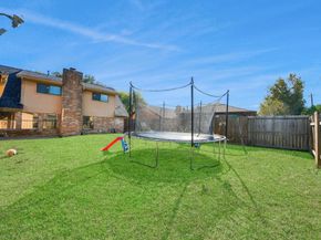 10119 Sageglow Drive, Houston TX 77089