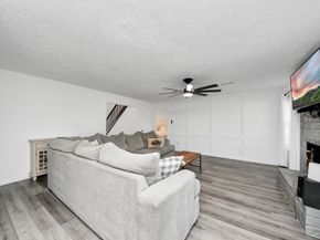 10119 Sageglow Drive, Houston TX 77089