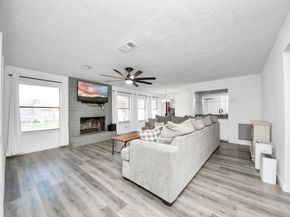 10119 Sageglow Drive, Houston TX 77089