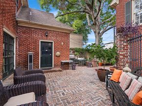 2320 Wroxton Road, Houston TX 77005