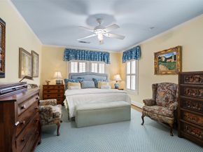 2320 Wroxton Road, Houston TX 77005