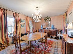 2320 Wroxton Road, Houston TX 77005