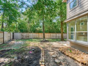 11 Endor Forest Place, The Woodlands TX 77382