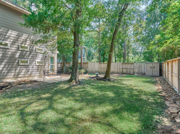 11 Endor Forest Place, The Woodlands TX 77382