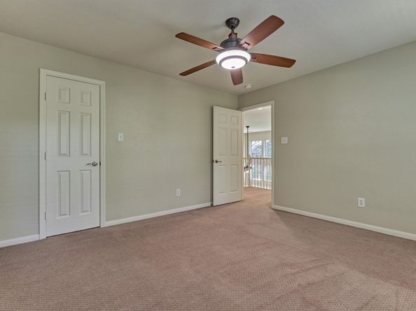 11 Endor Forest Place, The Woodlands TX 77382