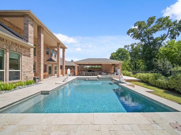 5107 Rowley Falls Lane, Sugar Land TX 77479