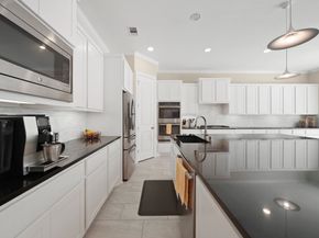5107 Rowley Falls Lane, Sugar Land TX 77479