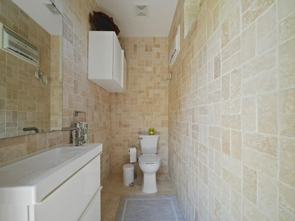 5107 Rowley Falls Lane, Sugar Land TX 77479
