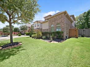 5107 Rowley Falls Lane, Sugar Land TX 77479