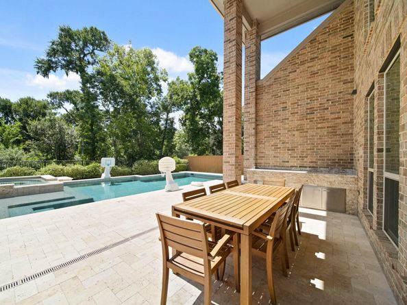 5107 Rowley Falls Lane, Sugar Land TX 77479