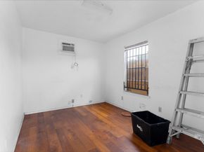 1028 N Victory Drive, Houston TX 77088