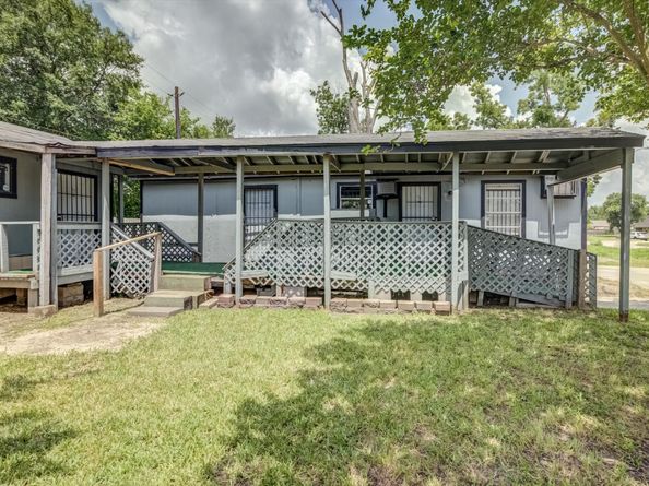 1028 N Victory Drive, Houston TX 77088