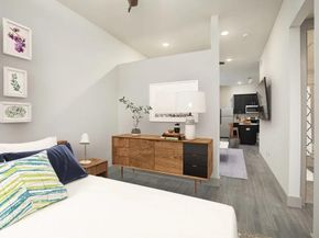 4509 Mount Vernon Street 26, Houston TX 77006