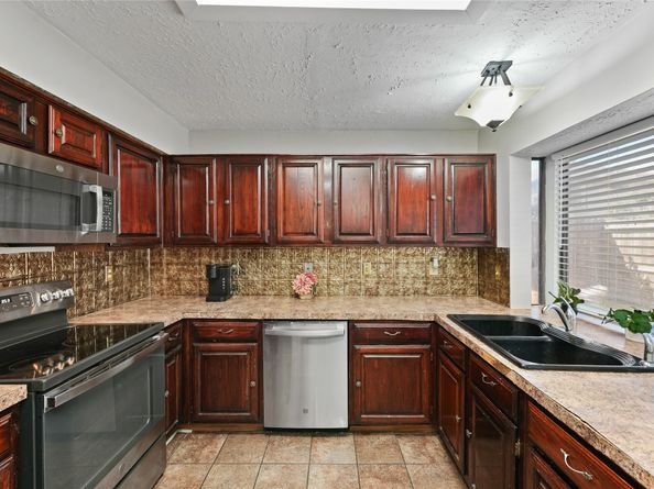 8803 Cold Lake Drive, Houston TX 77088