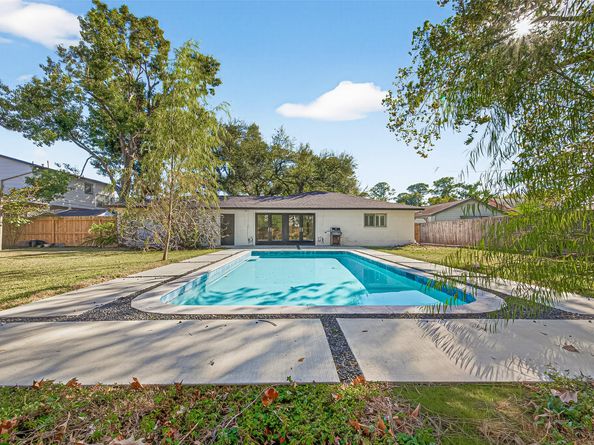 9102 N Allegro Street, Houston TX 77080