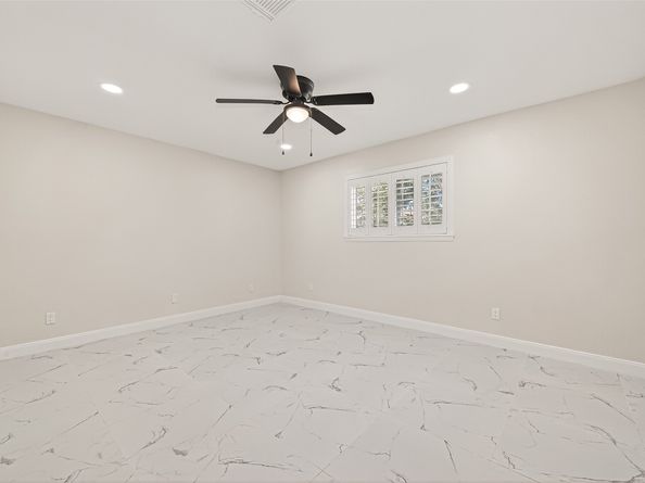 9102 N Allegro Street, Houston TX 77080