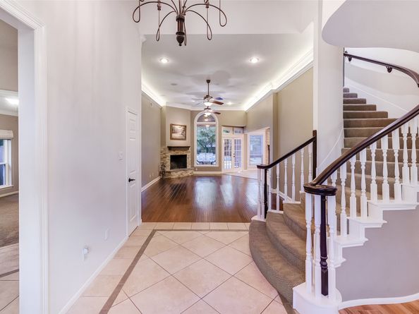 6 S Buck Ridge, The Woodlands TX 77381