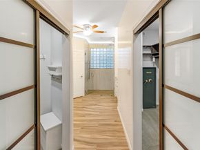 6 S Buck Ridge, The Woodlands TX 77381